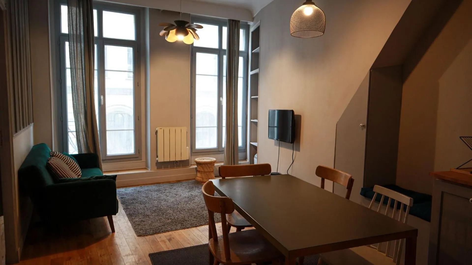 Le Pinky Bird - 1er Apartment